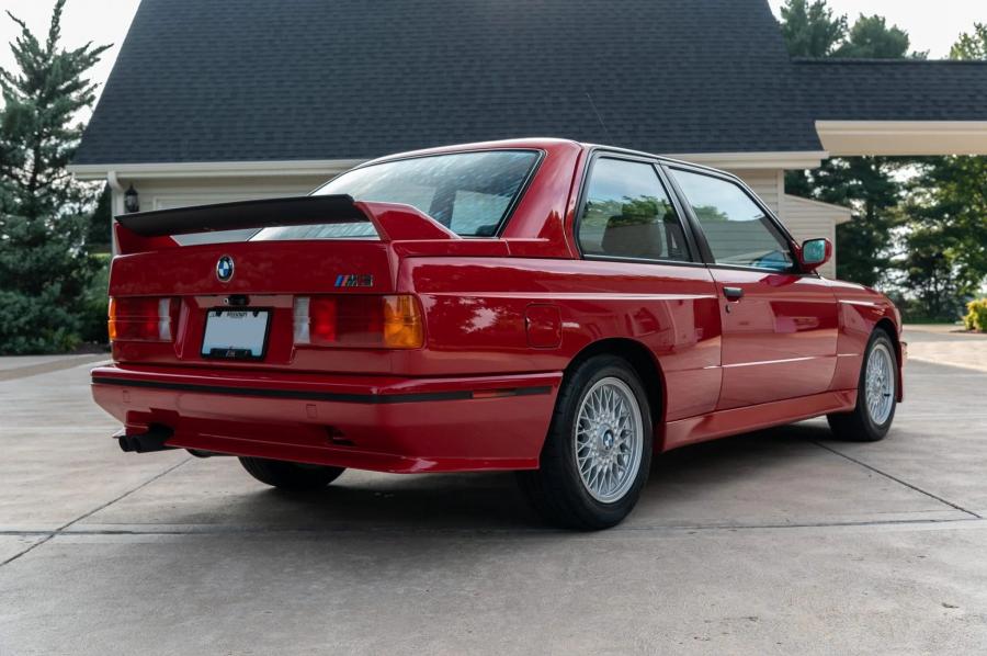  BMW M3 Coupe (E30) 1988 года  (NA) (фото 228 из 231)